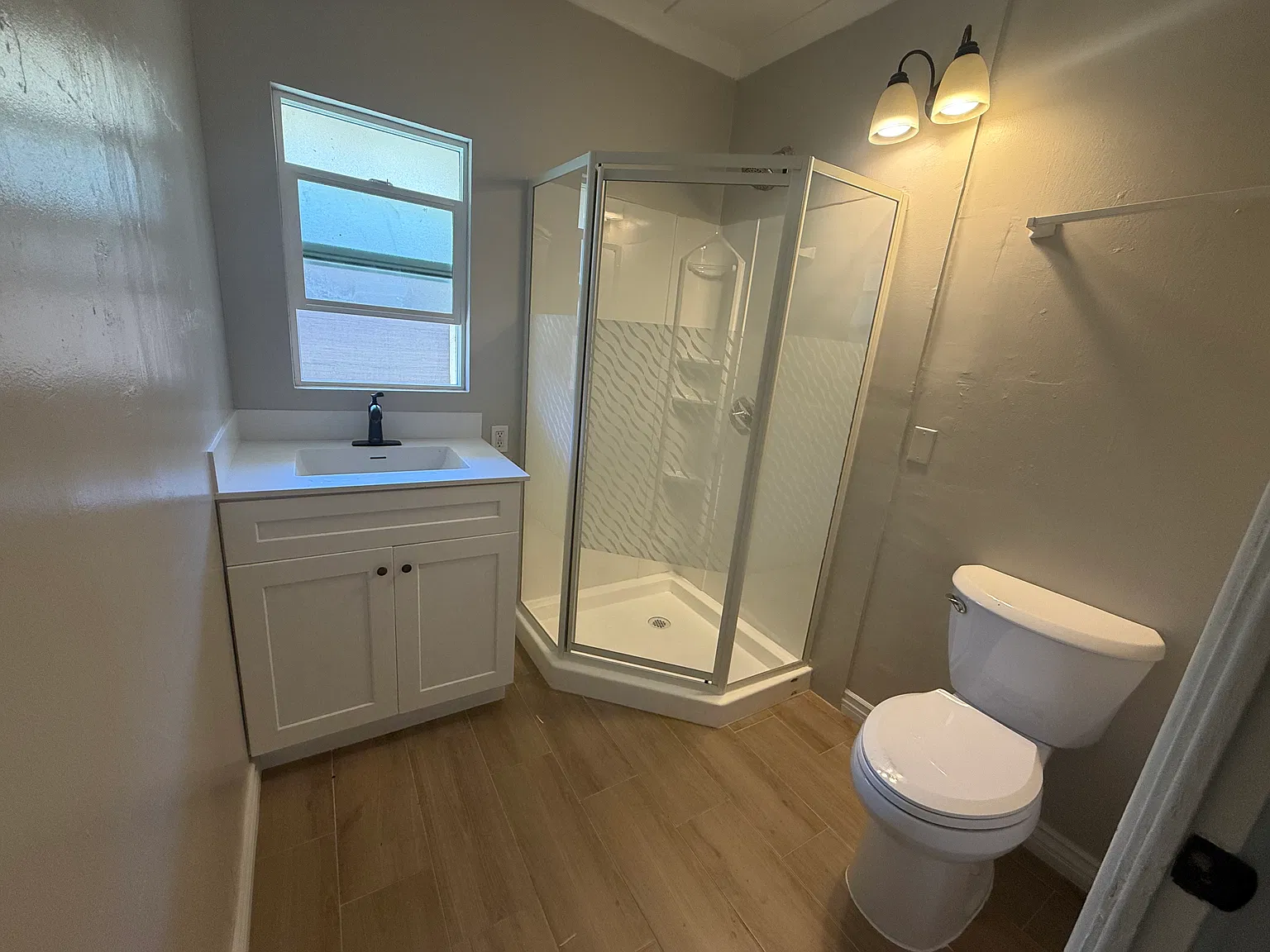 2 bed, 720 sqft, $2,650 — Photo 2
