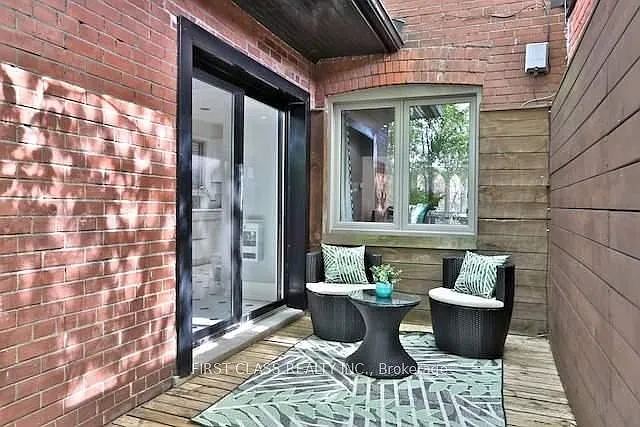262 Castlefield Ave — Photo 18