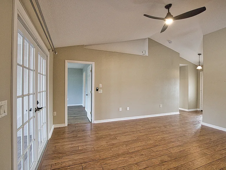 262 Palmetto Dr — Photo 15