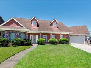 2700 Bradbury St, Meraux, LA 70075
