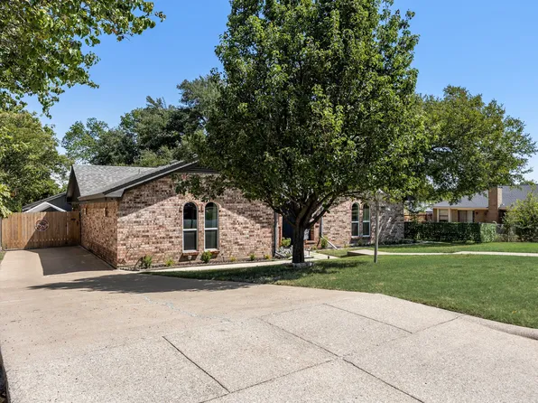 4825 Barnett St, Fort Worth, TX 76103