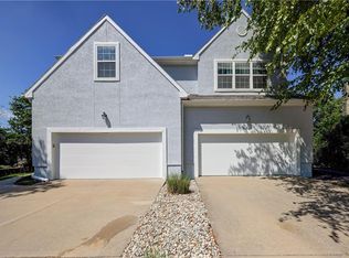 15920/15922 W 91st Ter, Lenexa, KS 66215