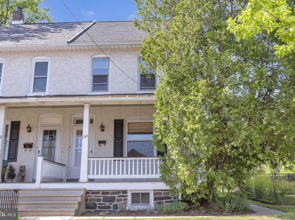 132 N 9th St, Perkasie, PA 18944