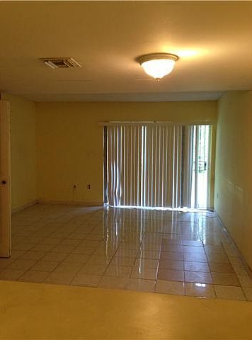 2nd image of 2500 NW 28th St APT 709