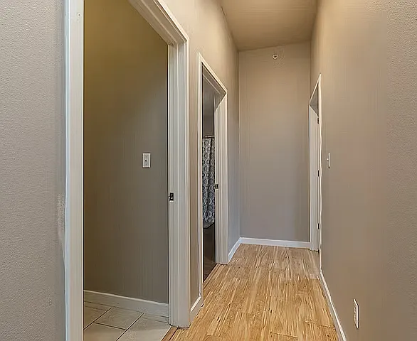 Six23 - 1 bedroom, Hallway