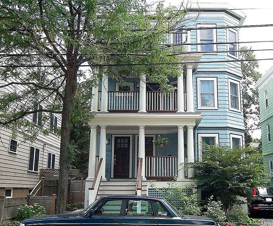 196 Walden St #3