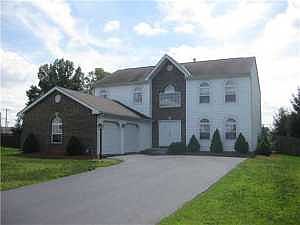 1st image of 187 Knights Bridge Dr E