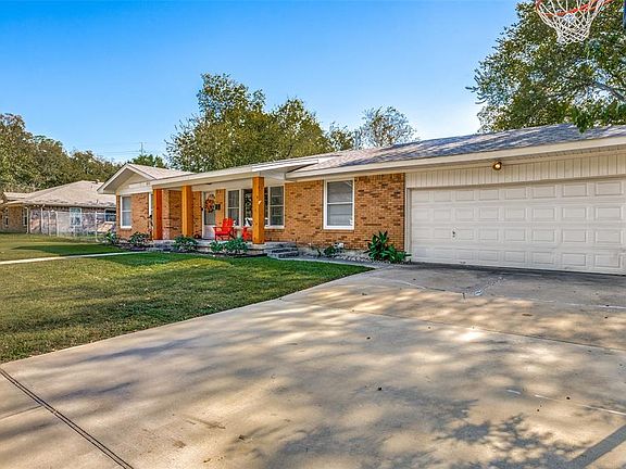4th image of 6832 Pecan Park Dr