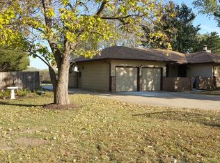 1336 N Greenfield Rd, Mulvane, KS 67110