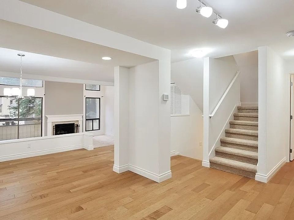 1st image of 3550 108th Pl NE APT 1