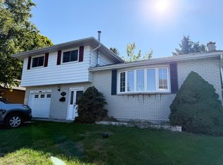 158 Queen Mary Rd, Kingston, ON K7M2A7