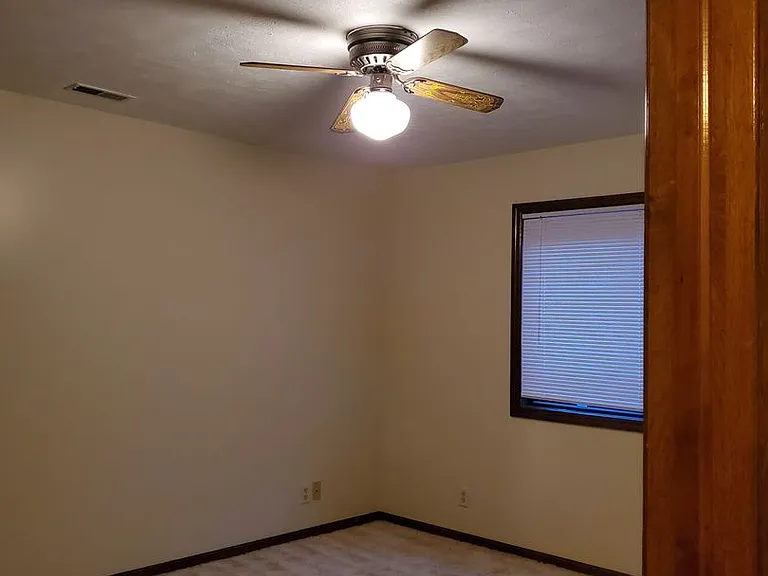 1510 Boswell Ave — Photo 11