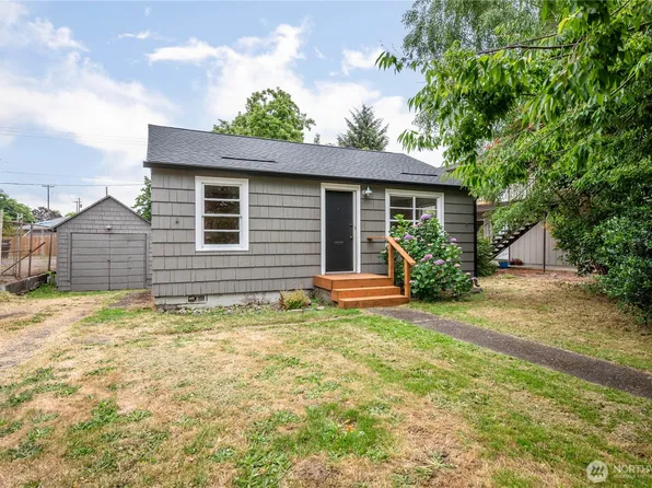 1158 10th Avenue, Longview, WA 98632