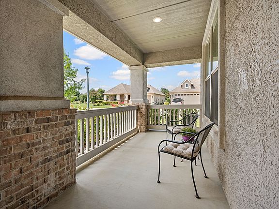 4th image of 9624 Heartwood Dr