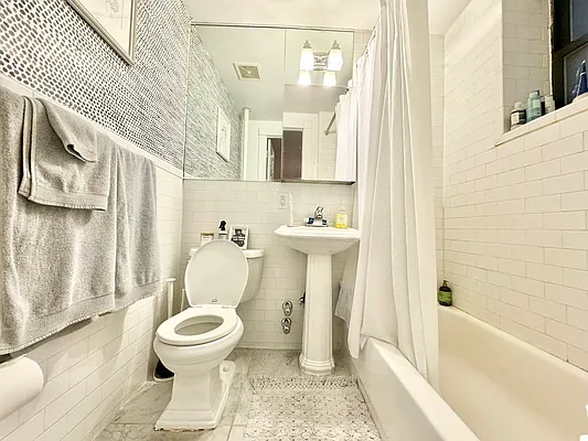 Rented by DALLAL | media 6