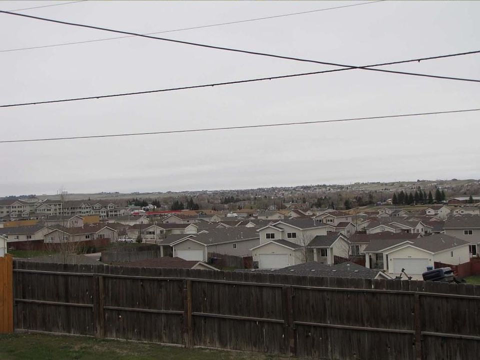 2nd image of 4702 E 17th St