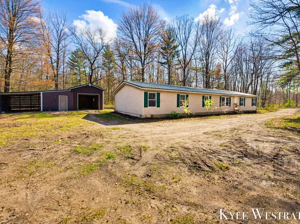 9470 Schow Rd, Holton, MI 49425