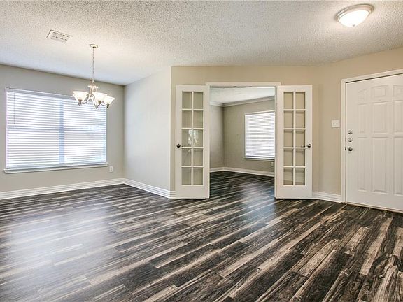 4th image of 900 Orchid Dr