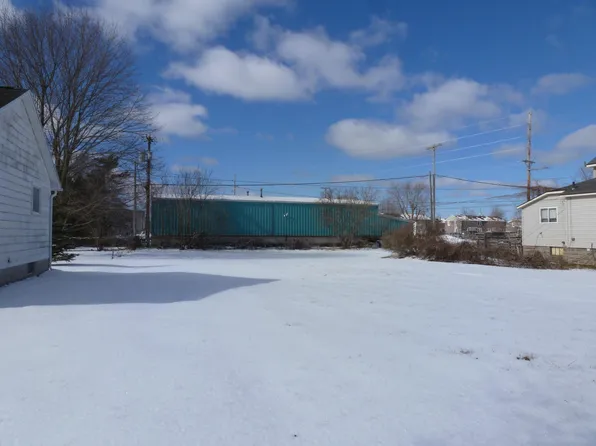 422 Tuttle St, Alpena, MI 49707