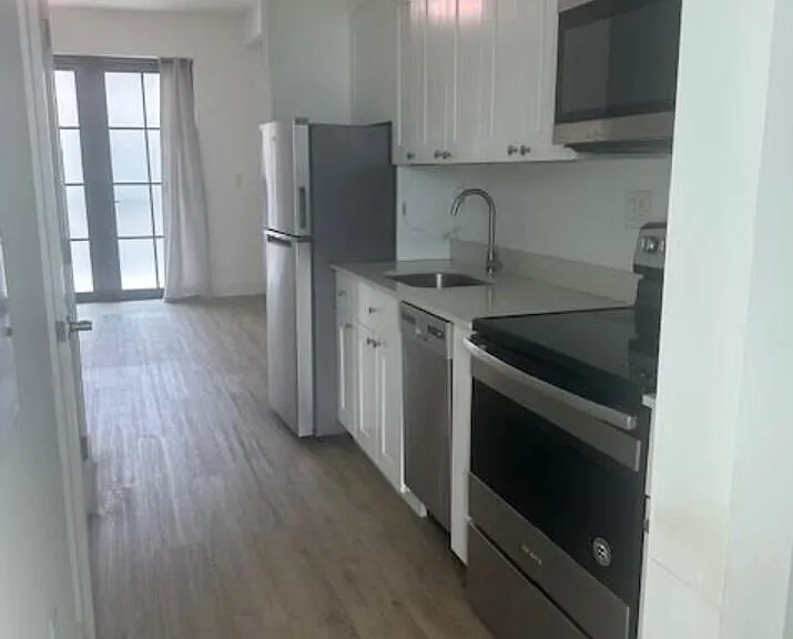 4100 SW 64th Ave #313 — Photo 3