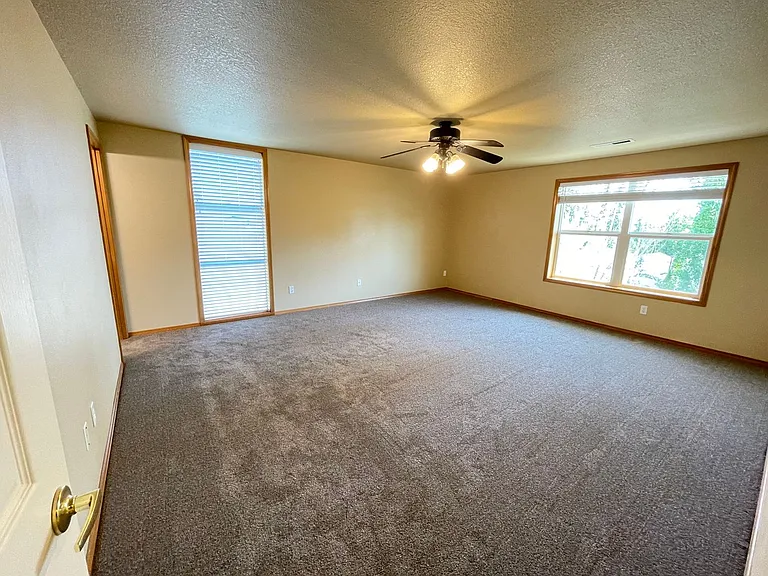 17226 NW Millbrook St — Photo 13