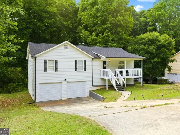 134 Landing Ln, Powder Springs, GA 30127