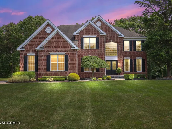 8 Mackenzie Court, Freehold, NJ 07728