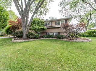 1140 Laurel Ln, Naperville, IL