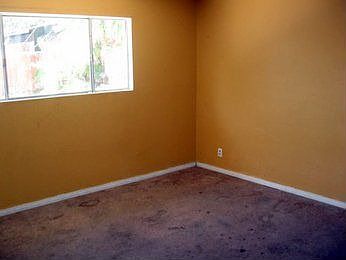 4th image of 1405 Greenbare Dr