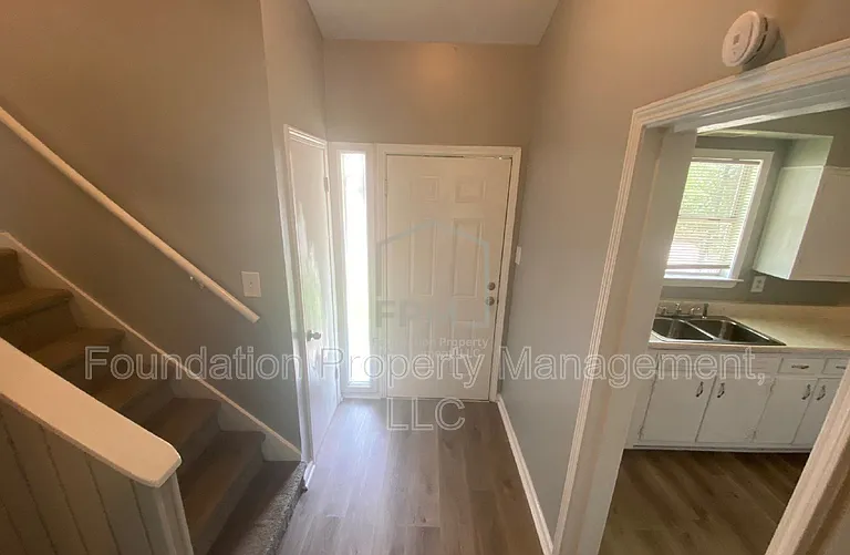 2582 Capewood Dr — Photo 7
