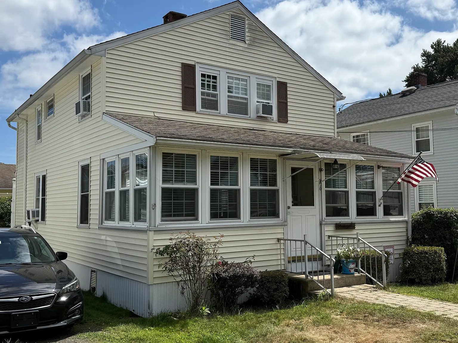 3 bed, 2.0 bath, 1320 sqft, $2,500 — Photo 1