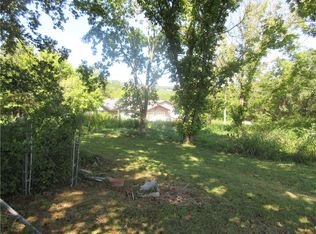 1110 Squire Beaver Rd, Eureka Springs, AR 72631