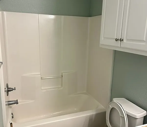 3 bed, 1100 sqft, $1,350 — Photo 4