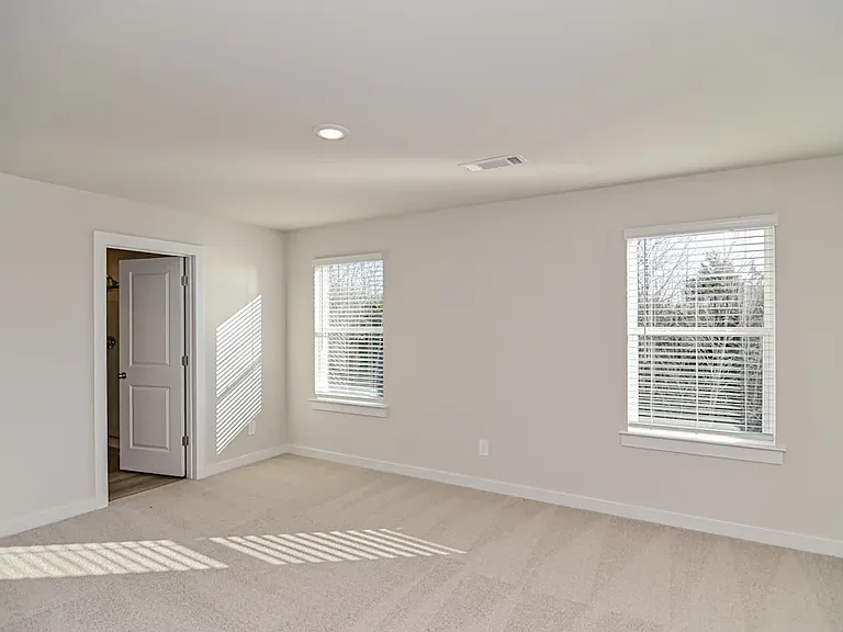 1333 Bluffton Cir — Photo 5
