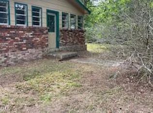 7112 Elder Ferry Rd, Moss Point, MS 39563