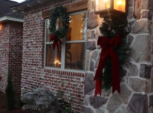 14 Spring Lake Dr, Sumrall, MS 39482