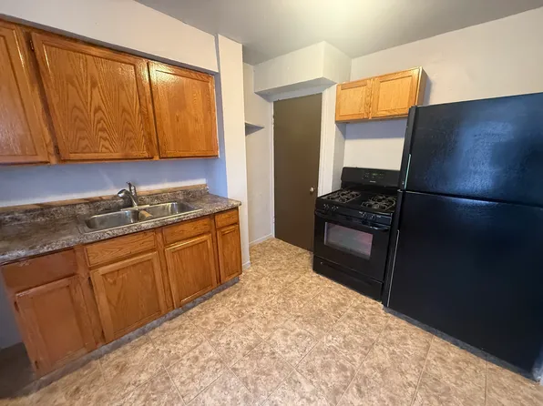 2173 E 97th St, Chicago, IL 60617