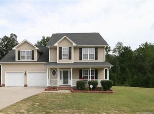 315 Pender Rd, Spring Lake, NC 28390