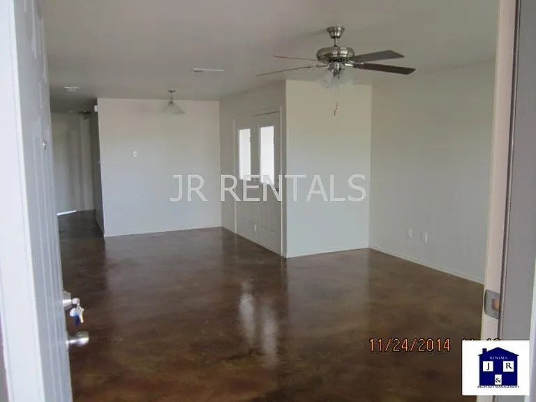 2923 Starlight Dr #B — Photo 4