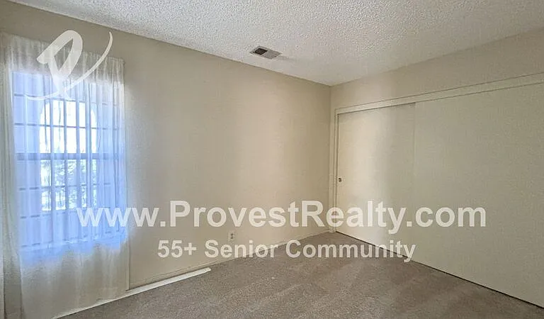 19053 Elm Dr — Photo 10