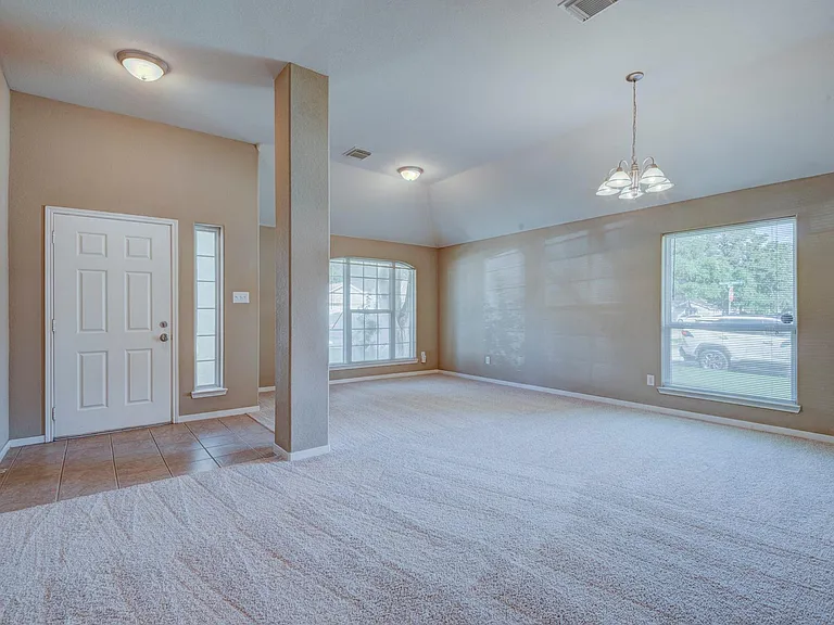 25206 Pepper Ridge Ln — Photo 6
