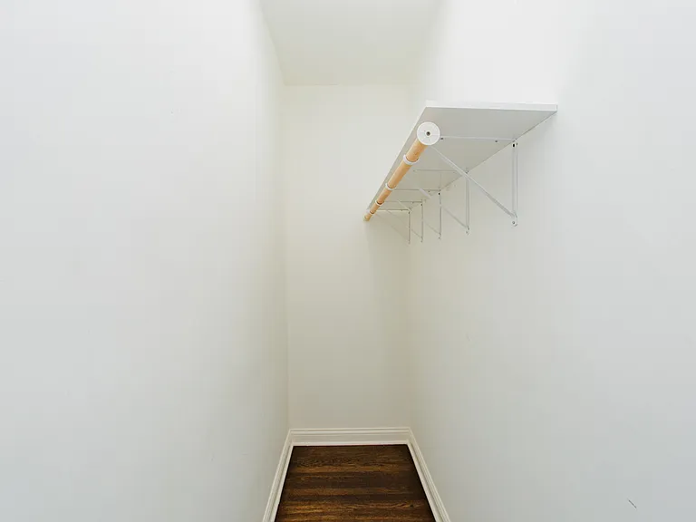 2906 N Harding Ave #2 — Photo 18