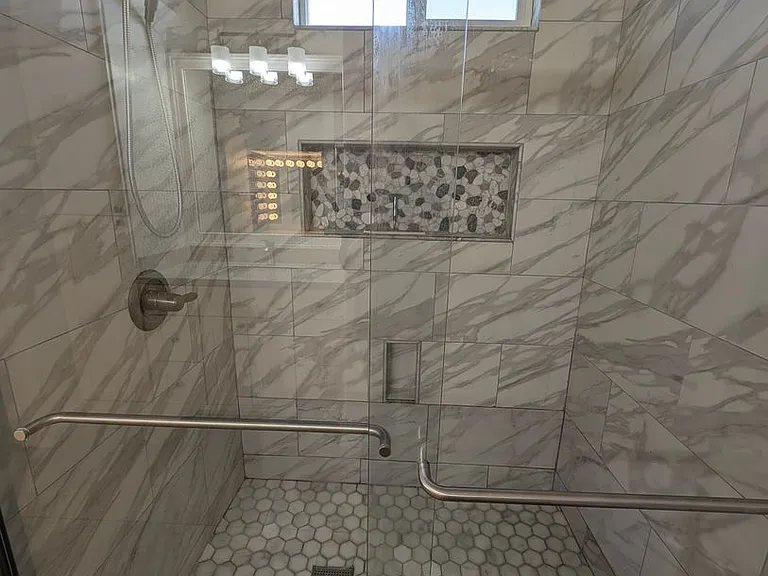 650 W Kent Pl — Photo 30