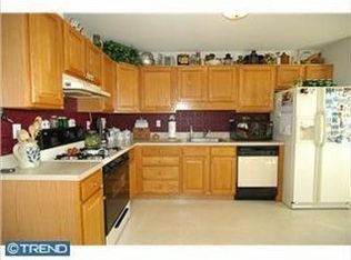 1004 Christina Dr, Leesport, PA 19533