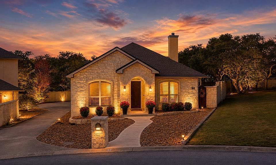 1st image of 150 Saint Andrews Loop
