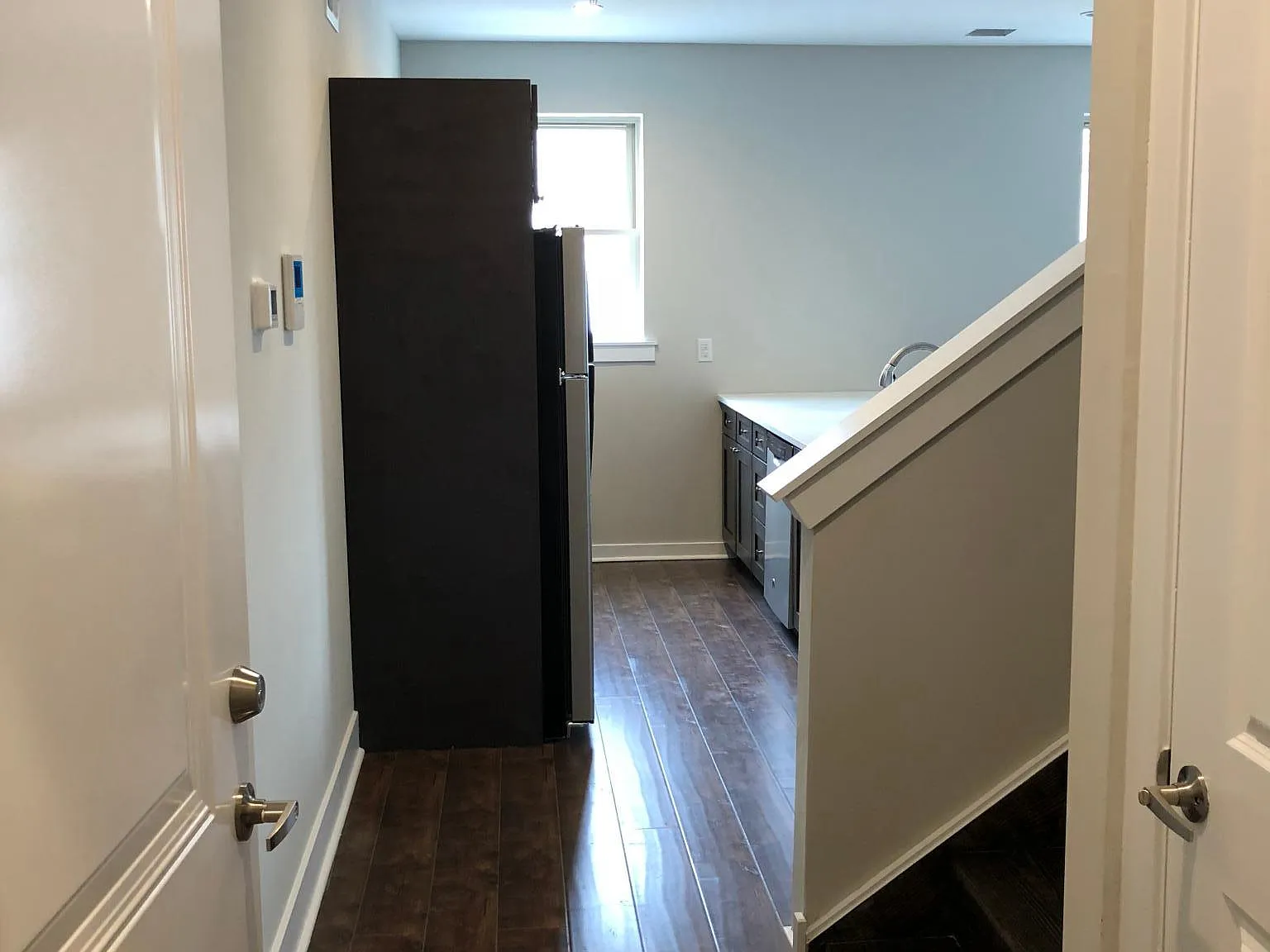 2 bed, 1200 sqft, $1,700 — Photo 2