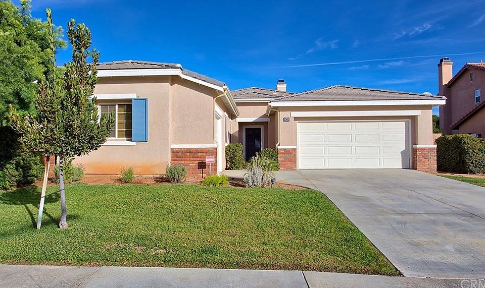 1st image of 25692 Mountain Glen Cir