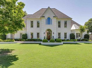 1912 Grovecrest Rd, Germantown, TN 38139