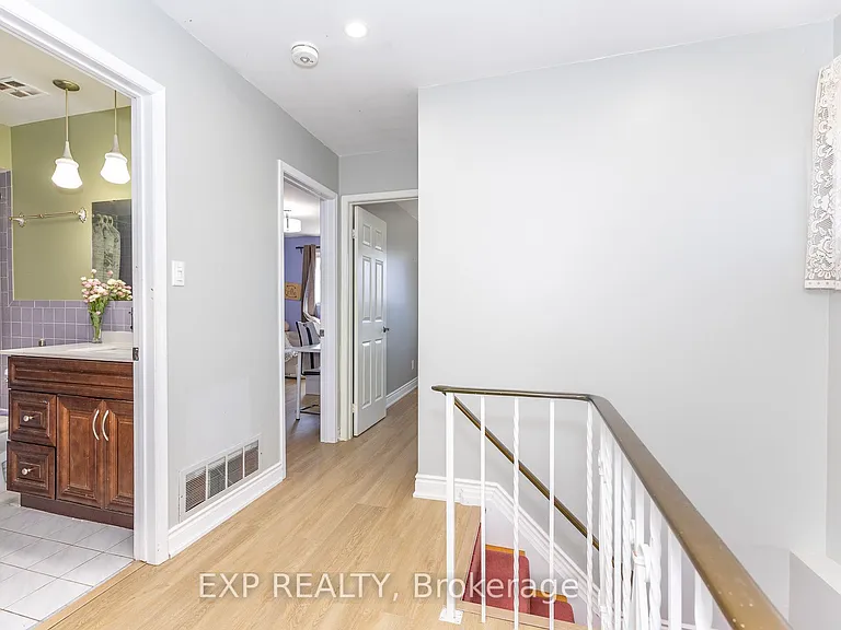 3270 Klaiman Dr — Photo 29