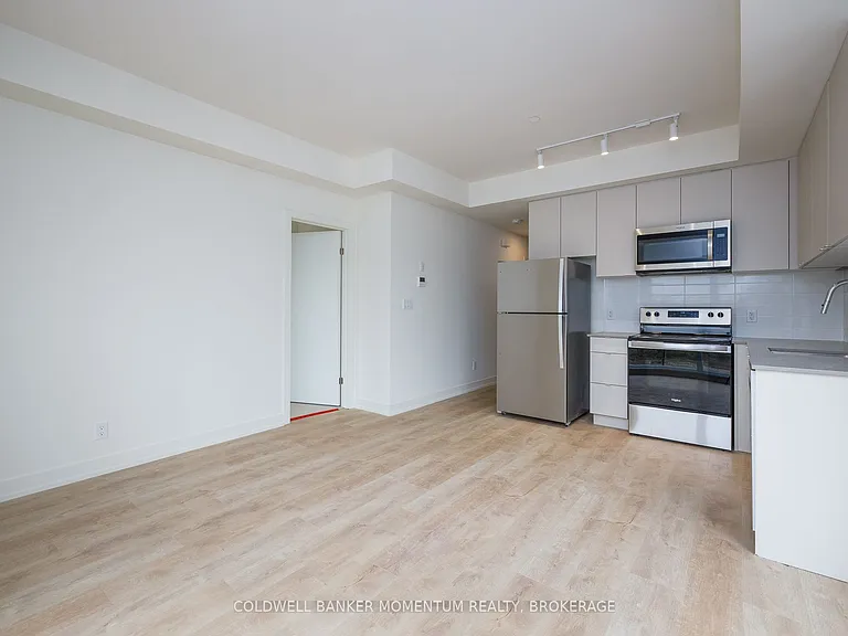 16 Melbourne Ave #311A — Photo 11